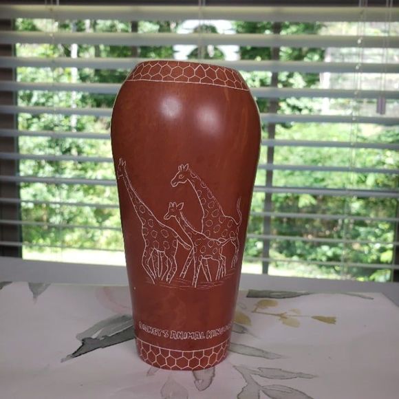 Disney Parks Animal Kingdom Kenya Giraffe Kisii Soapstone Vase 7" African Decor - Picture 1 of 9